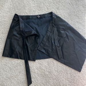 Black wrap tie skirt. Leather.